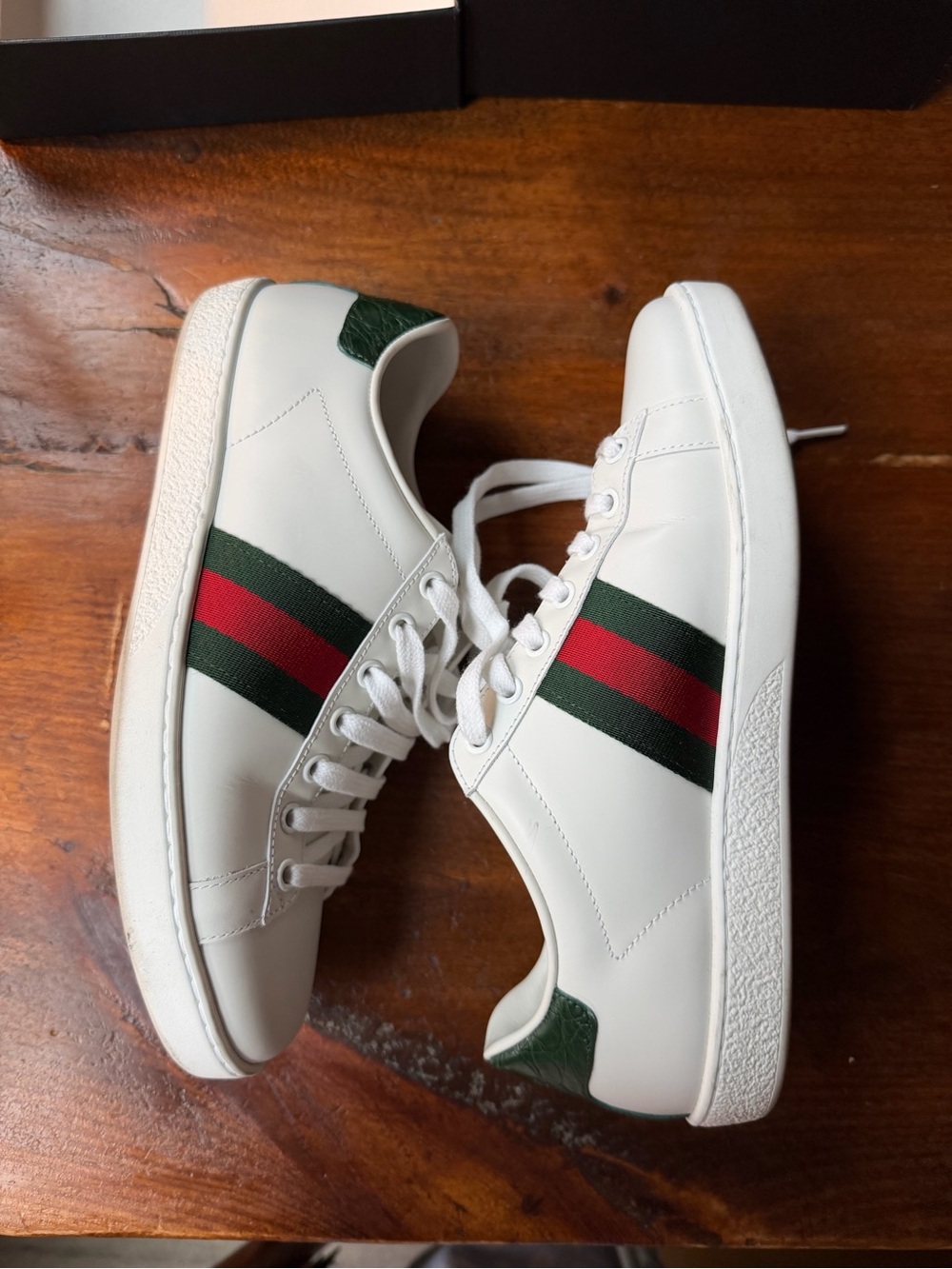 Gucci white leather web low top sneakers green / white / red size &